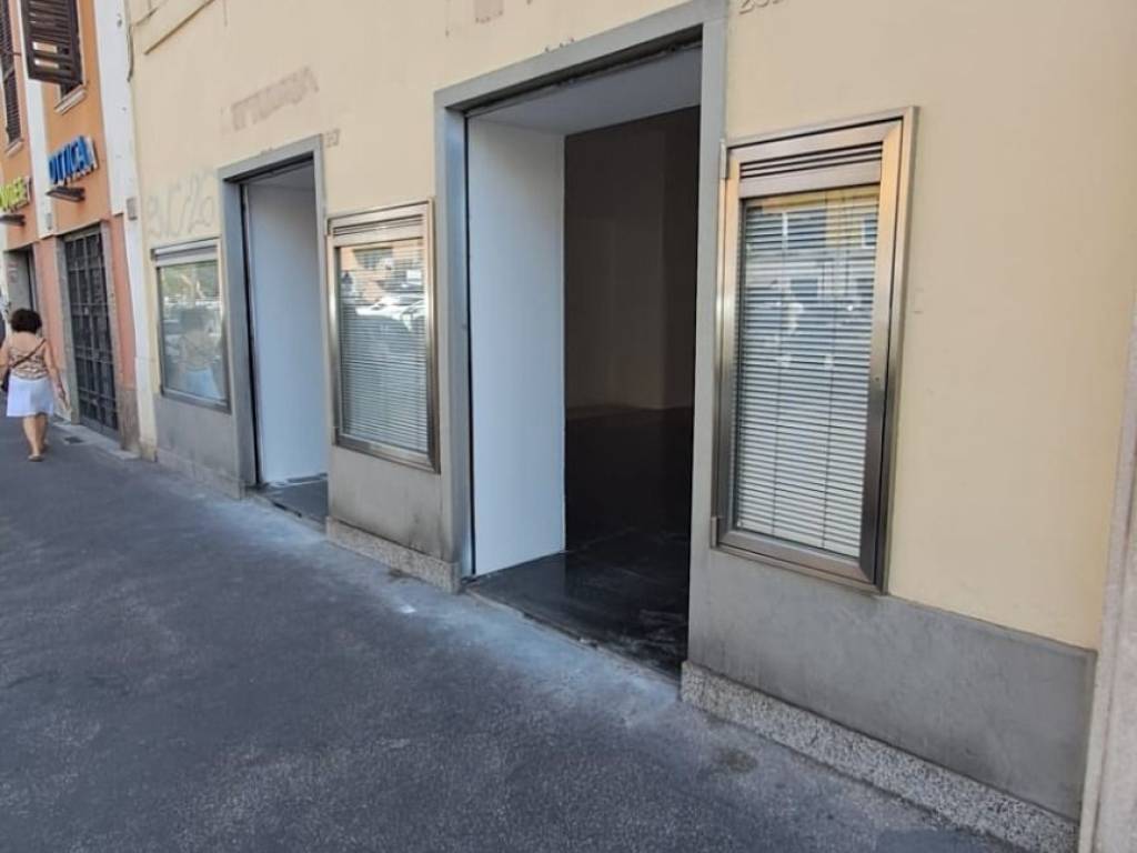 negozio in affitto a Roma in zona Appio Latino