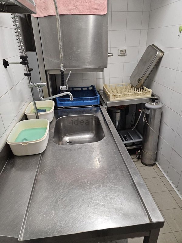 negozio in affitto a Roma in zona Collatino