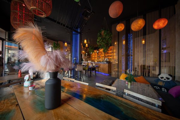 locale commerciale in affitto a Roma in zona Appio Latino