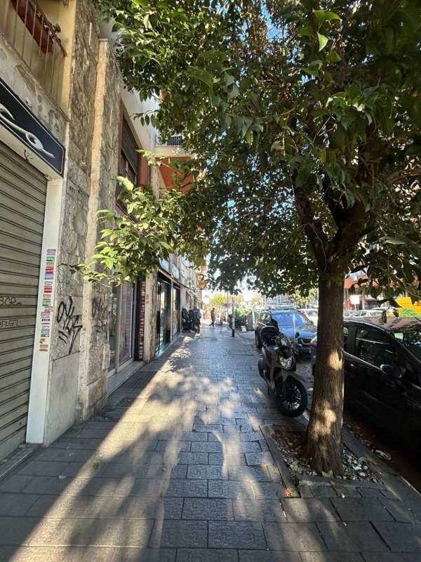 negozio in affitto a Roma in zona Prenestino-Labicano