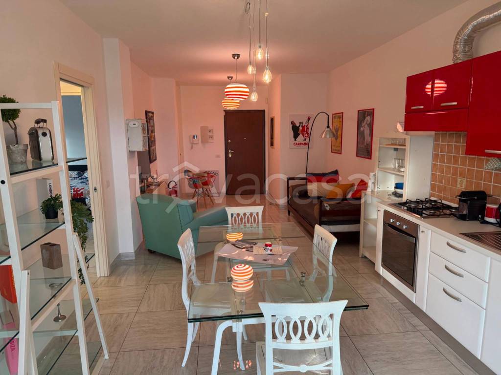 appartamento in affitto a Roma in zona Lido di Castel Fusano