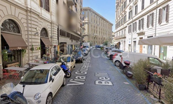negozio in affitto a Roma in zona Rione Prati
