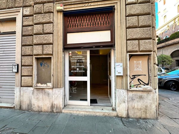 locale commerciale in affitto a Roma in zona Esquilino