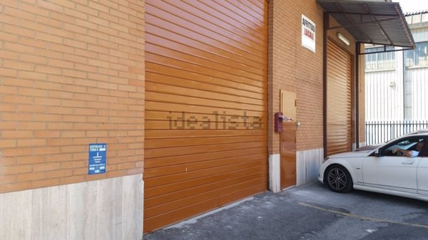 capannone in affitto a Roma