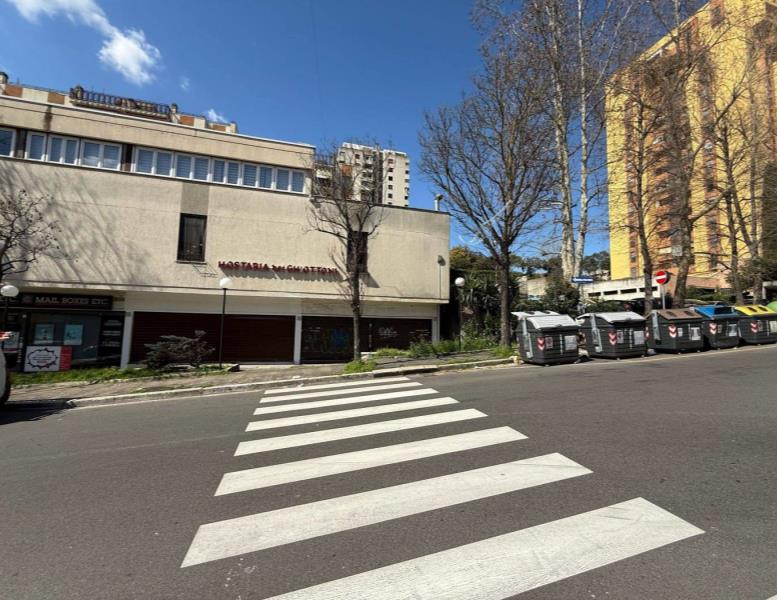locale commerciale in affitto a Roma in zona Castel Giubileo