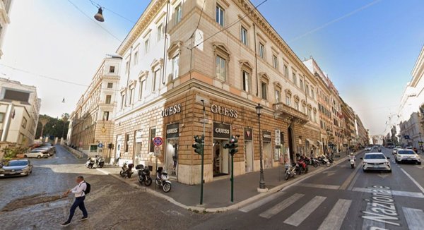 locale commerciale in affitto a Roma in zona Rione Monti/Campitelli