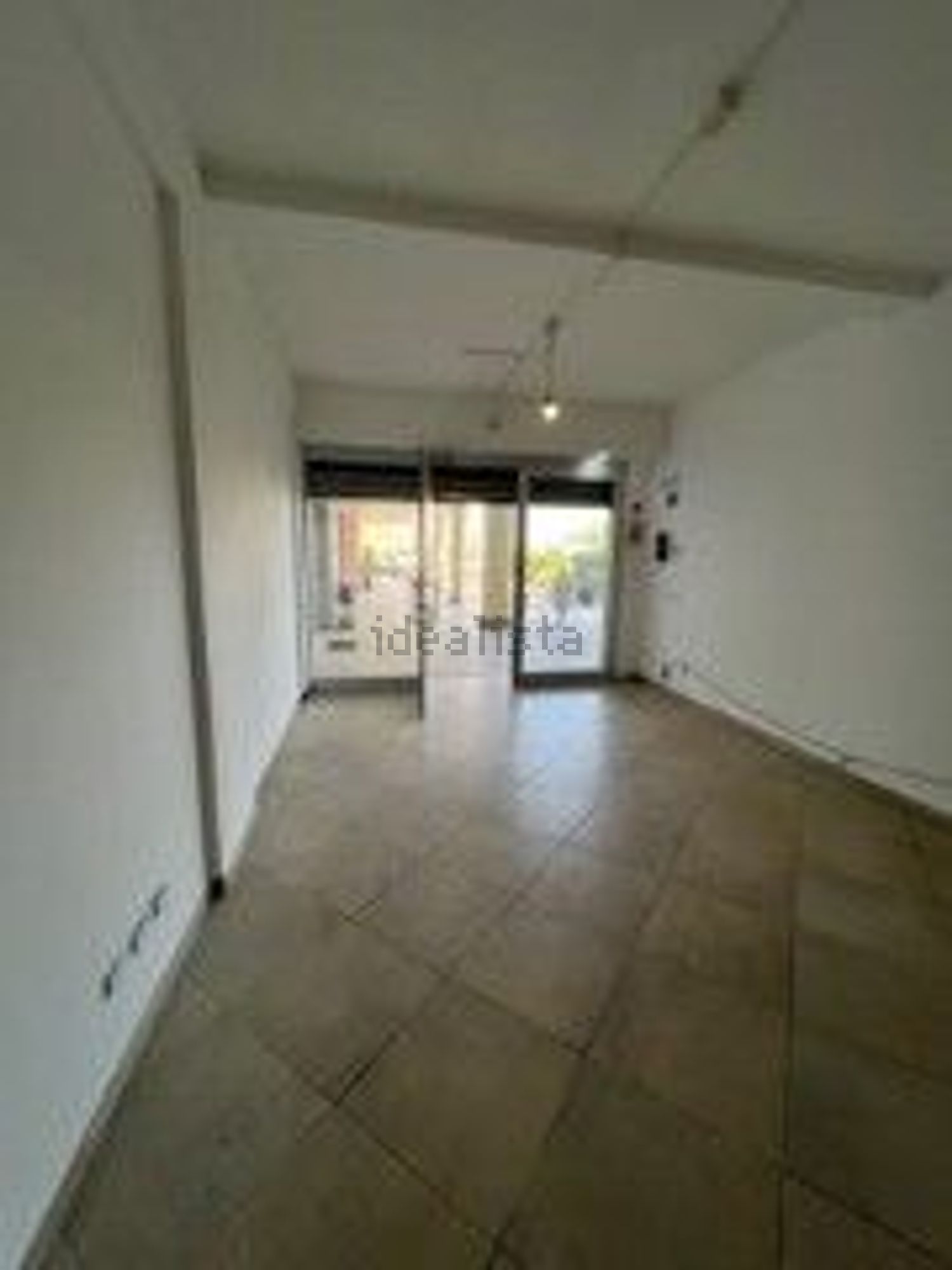 locale commerciale in affitto a Roma in zona Mezzocammino