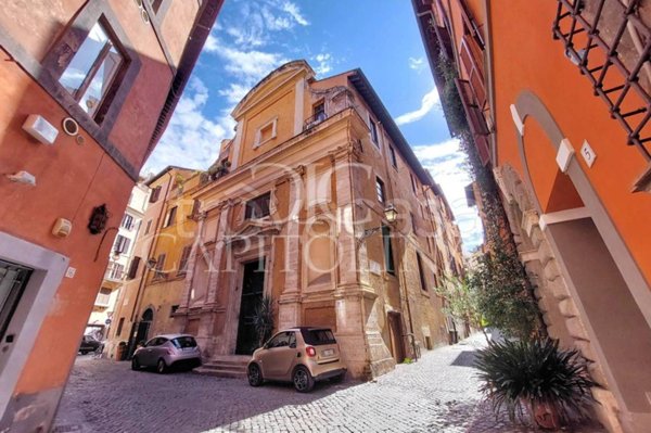 appartamento in affitto a Roma in zona Rione di Ponte