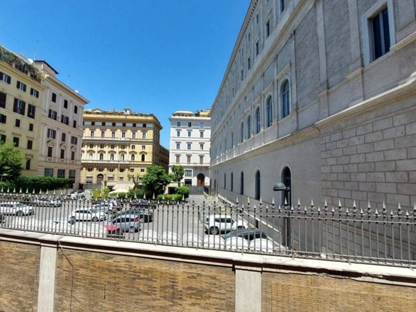 appartamento in affitto a Roma in zona Centro Storico
