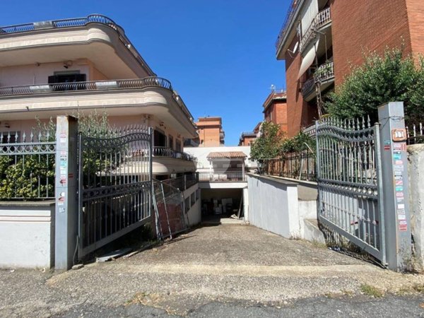 negozio in affitto a Roma in zona Prenestino-Centocelle