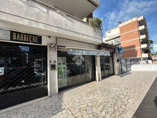 locale commerciale in affitto a Roma in zona Collatino