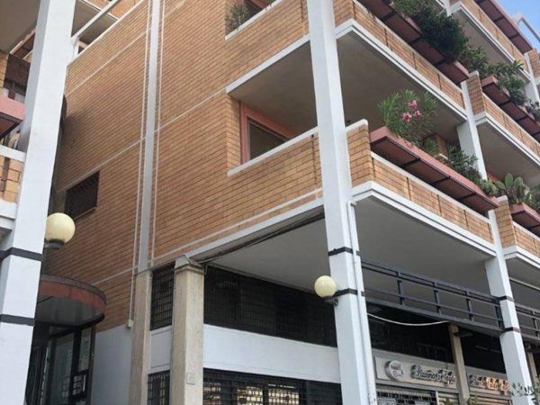 ufficio in affitto a Roma in zona Ardeatino