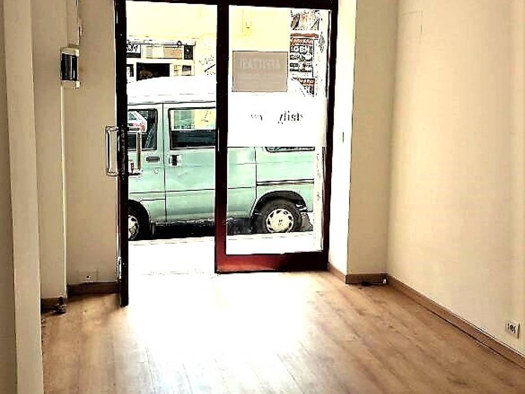 negozio in vendita a Roma in zona Tiburtino