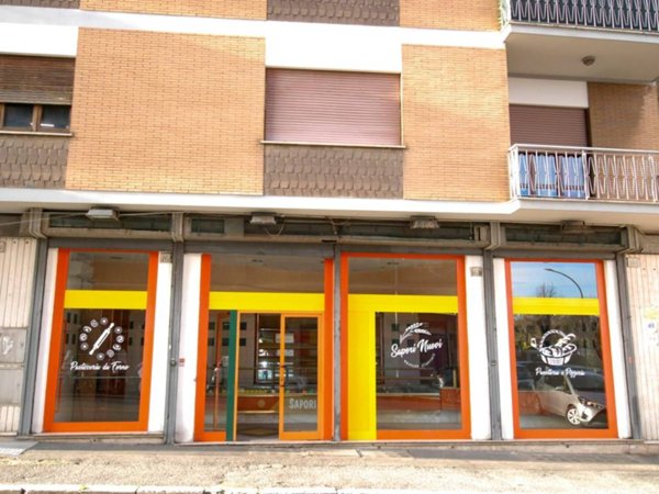 negozio in affitto a Roma in zona Pietralata