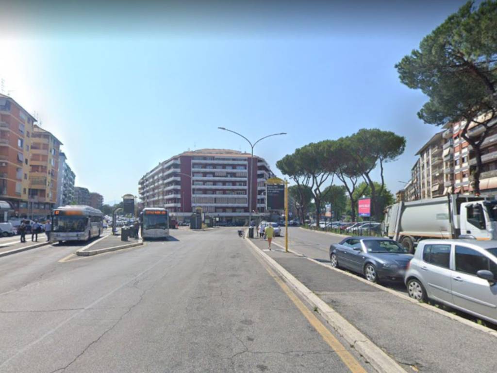 negozio in affitto a Roma