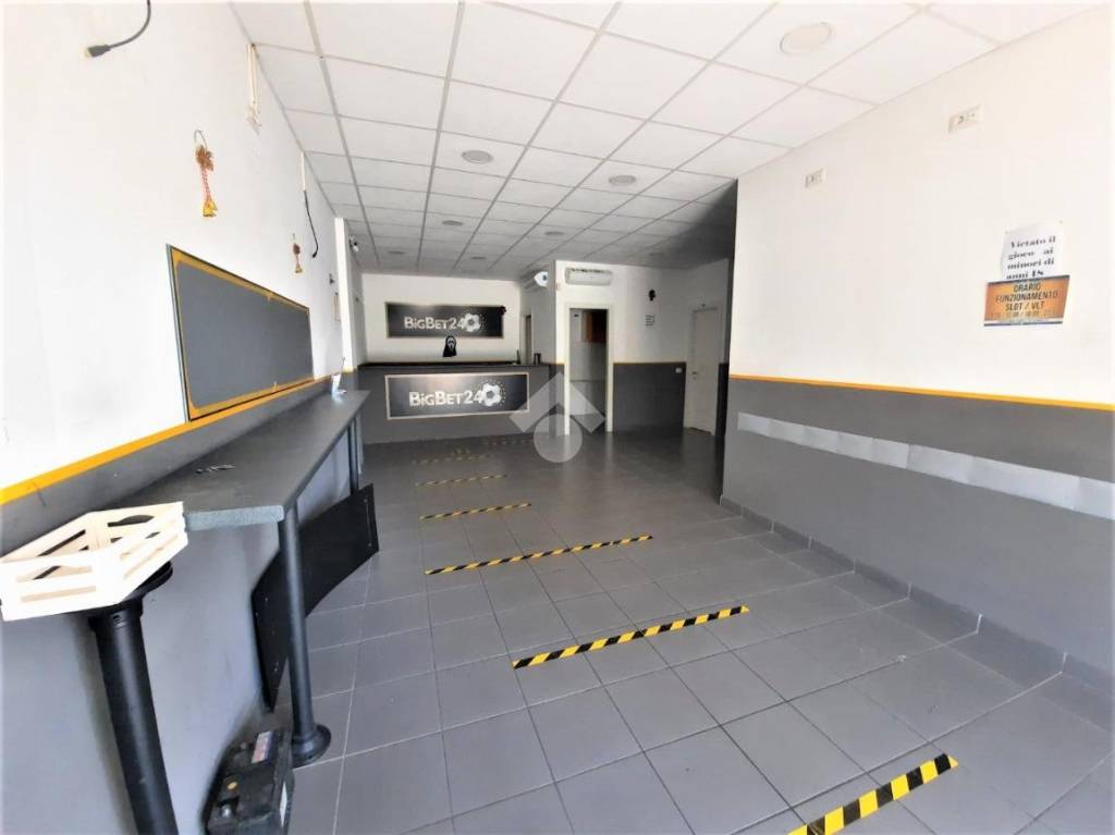 negozio in affitto a Roma in zona Tor Sapienza