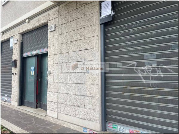 negozio in affitto a Roma in zona Torrino