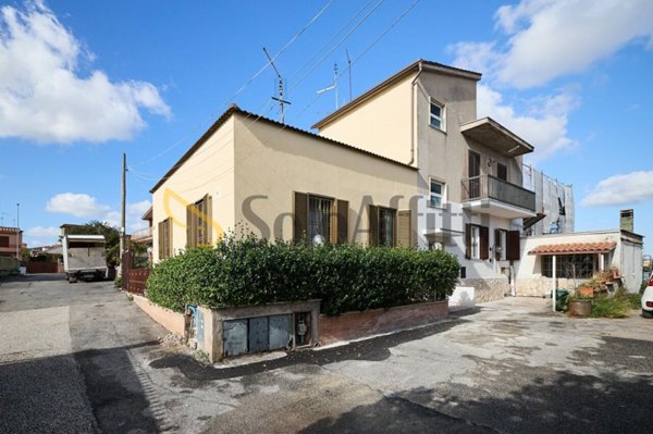 appartamento in affitto a Roma in zona Torre Gaia