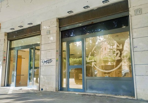 negozio in affitto a Roma in zona Ostia