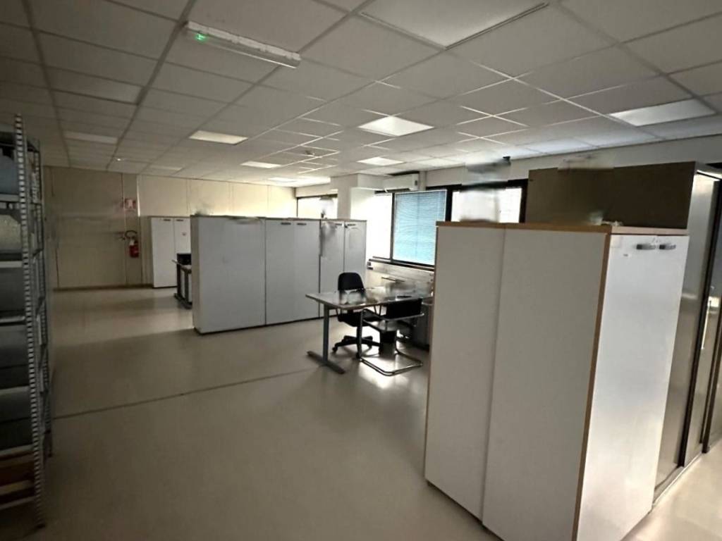 locale commerciale in affitto a Roma in zona Sette Bagni