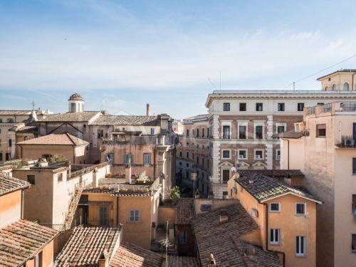 appartamento in affitto a Roma in zona Rione Regola