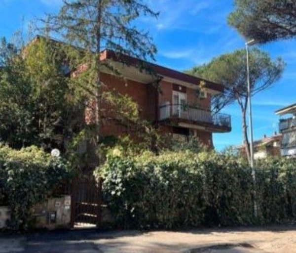 appartamento in affitto a Roma in zona Tomba di Nerone