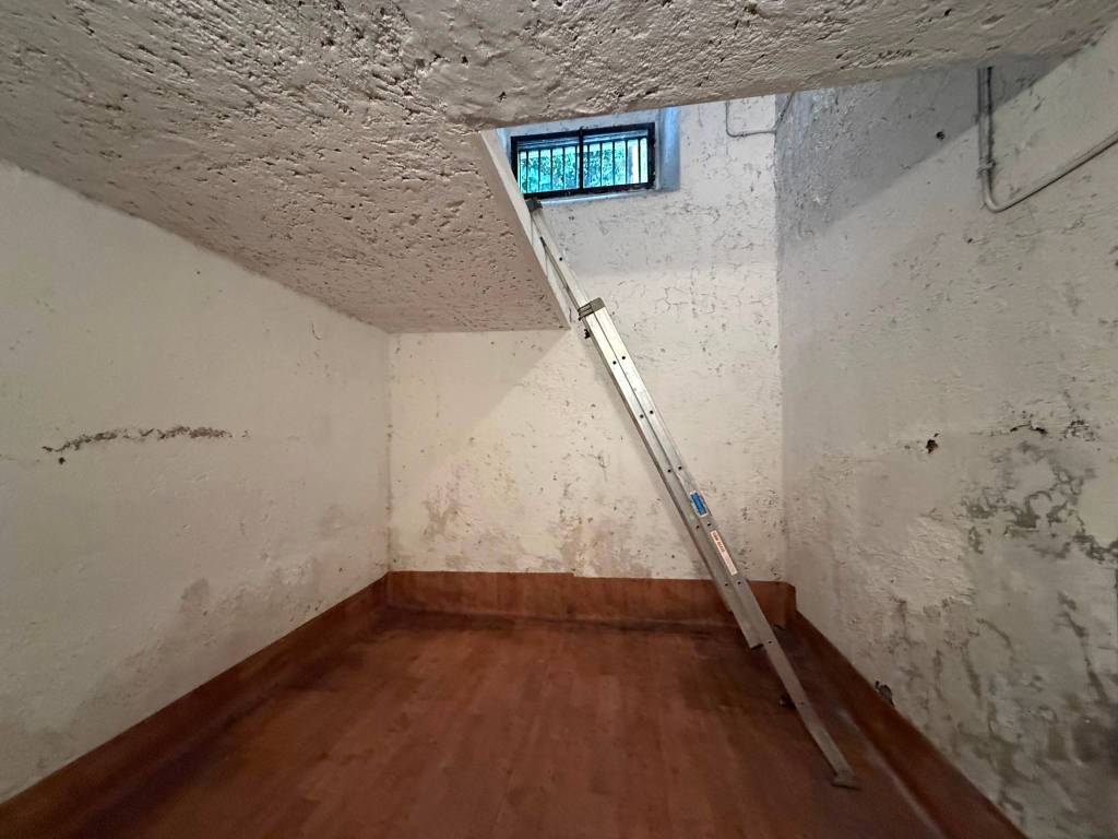 locale commerciale in affitto a Roma