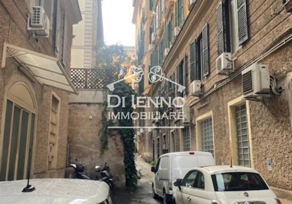 negozio in affitto a Roma in zona Rione Prati