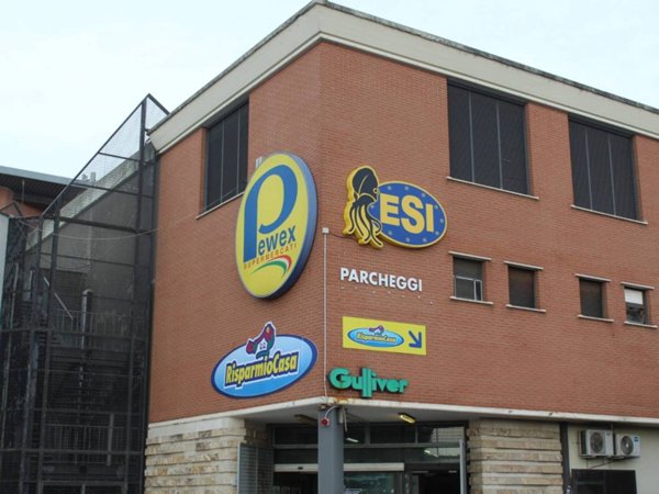 negozio in affitto a Roma in zona Trionfale