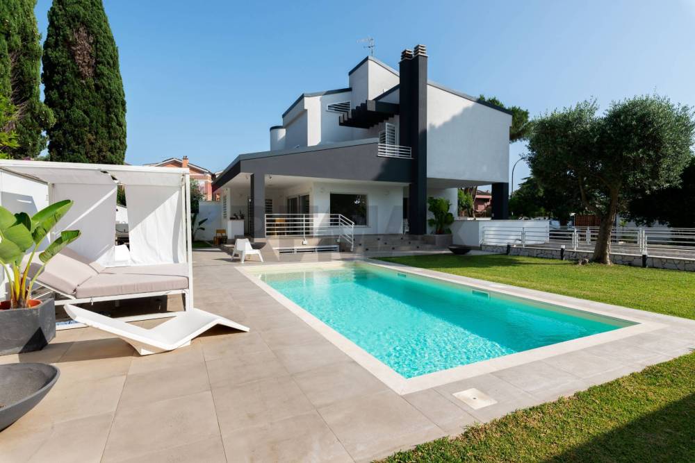 casa indipendente in affitto a Roma in zona Axa