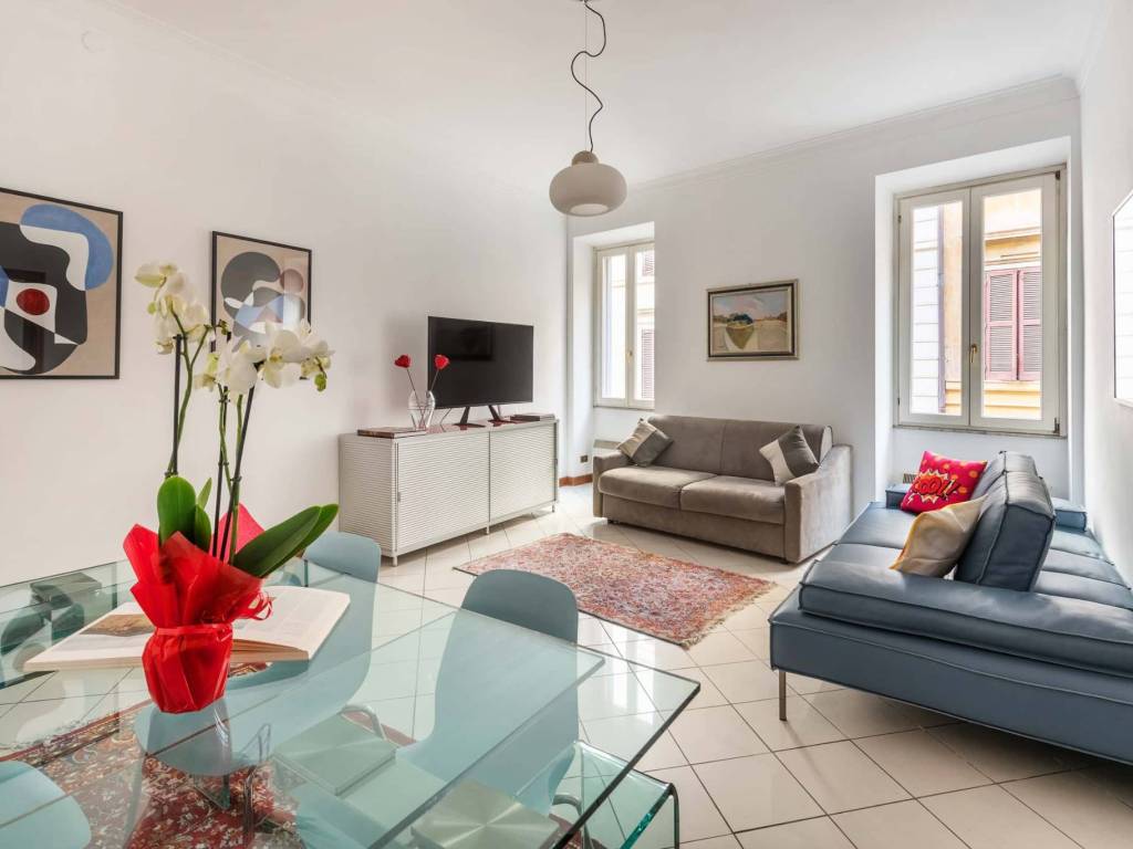 appartamento in affitto a Roma in zona Trevi-Colonna