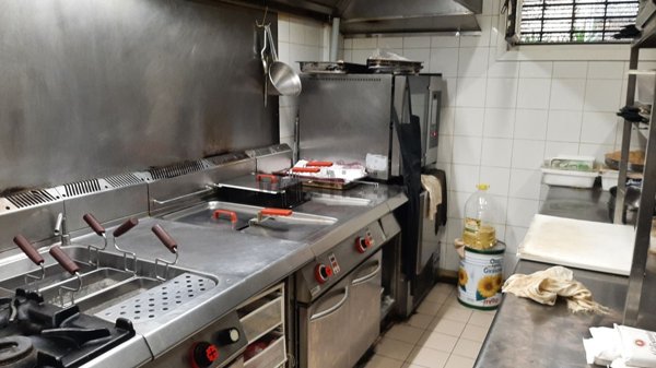 locale commerciale in affitto a Roma in zona Rione Prati