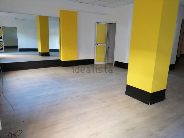 locale commerciale in affitto a Roma in zona Collatino
