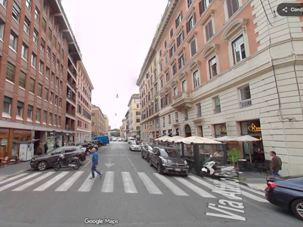 negozio in affitto a Roma in zona Rione Prati