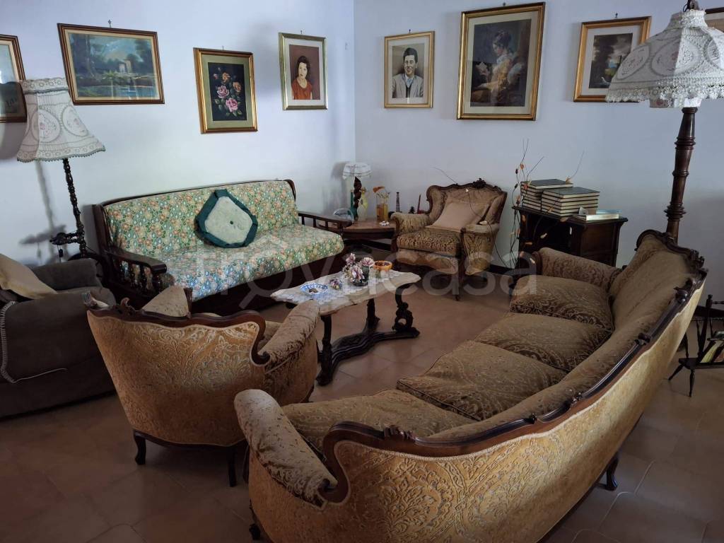 casa indipendente in affitto a Roma in zona Casal Palocco