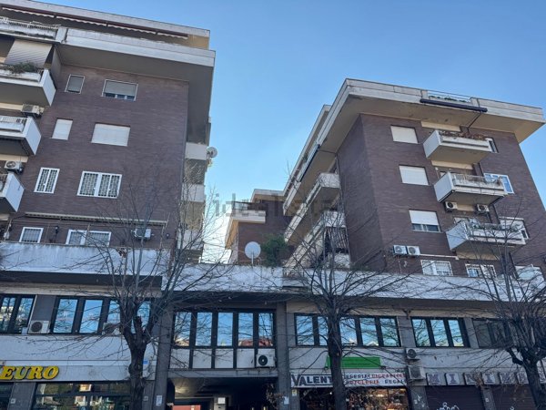 ufficio in affitto a Roma in zona Alessandrino