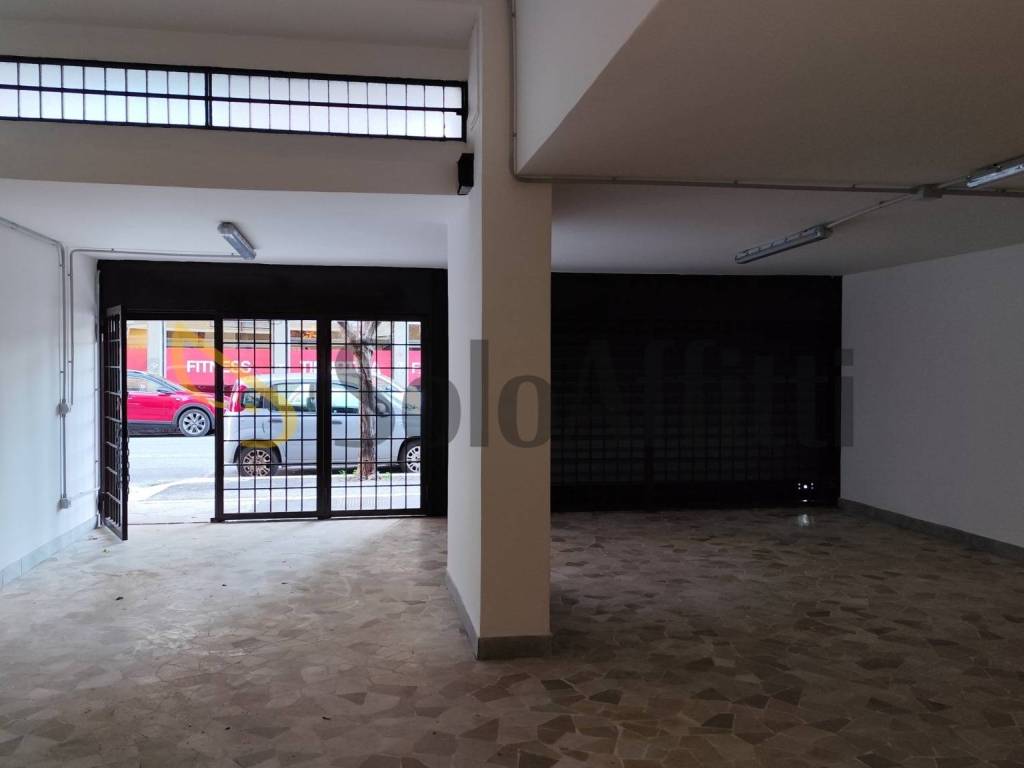 negozio in affitto a Roma in zona Pietralata