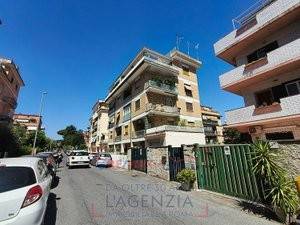 negozio in affitto a Roma in zona Aurelio