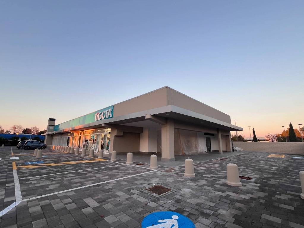 negozio in affitto a Roma in zona Acilia