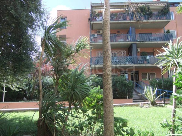 appartamento in affitto a Roma in zona Axa