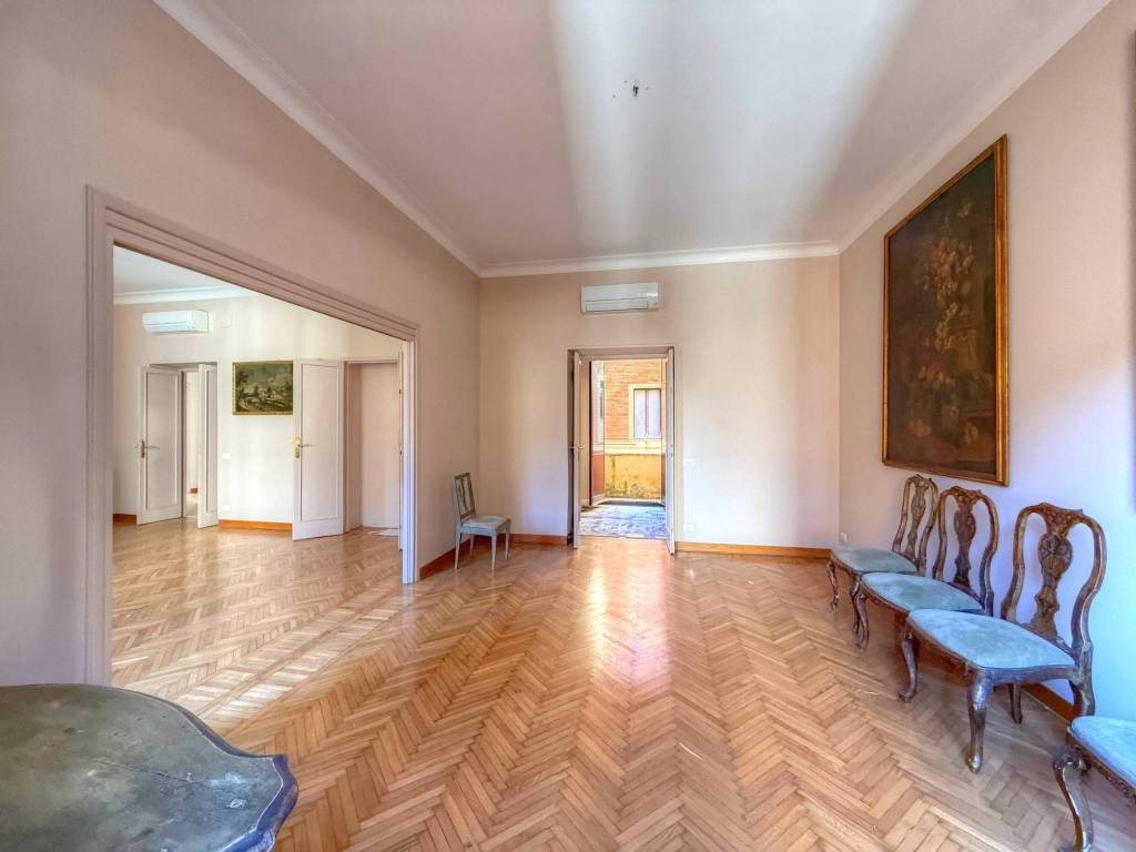 appartamento in affitto a Roma in zona Campo Marzio