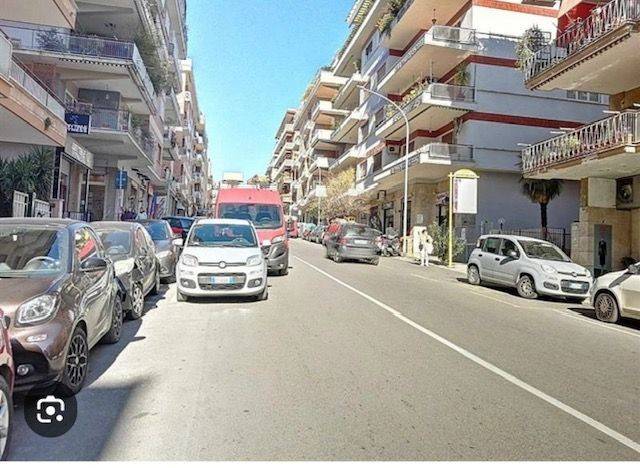 negozio in affitto a Roma