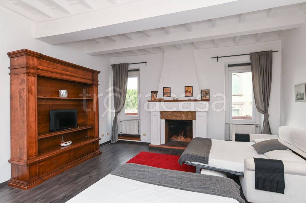 appartamento in affitto a Roma in zona Trastevere