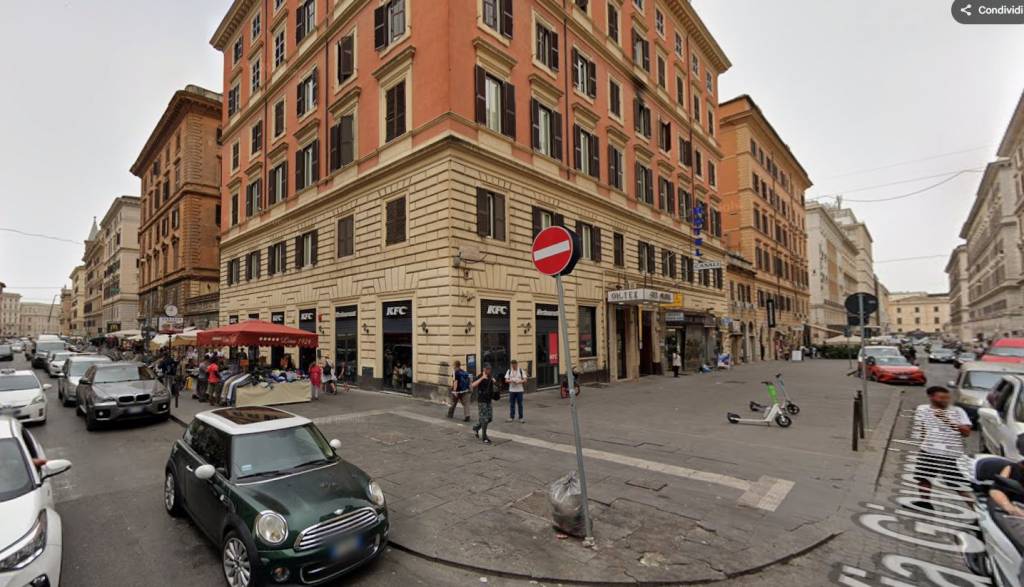negozio in affitto a Roma in zona Esquilino