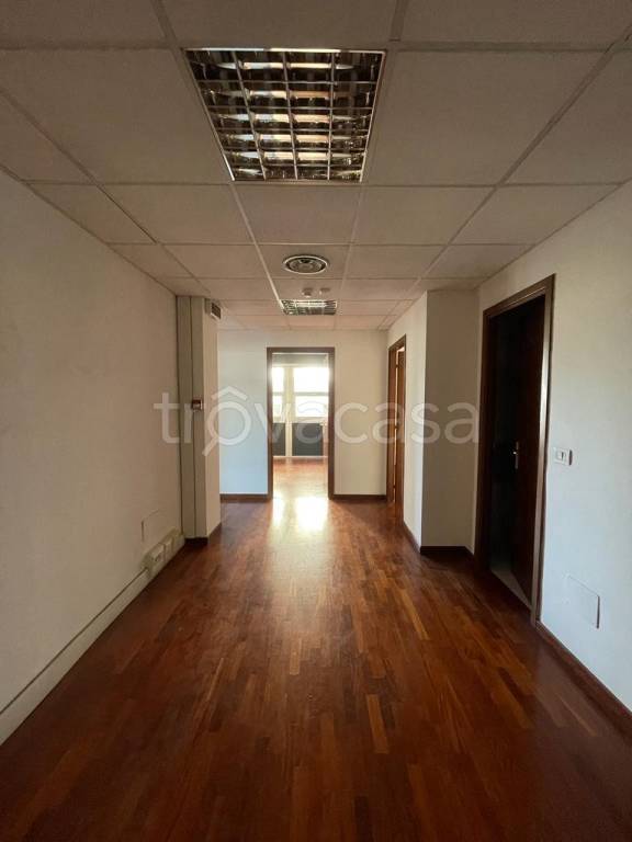 ufficio in affitto a Roma in zona Ostiense