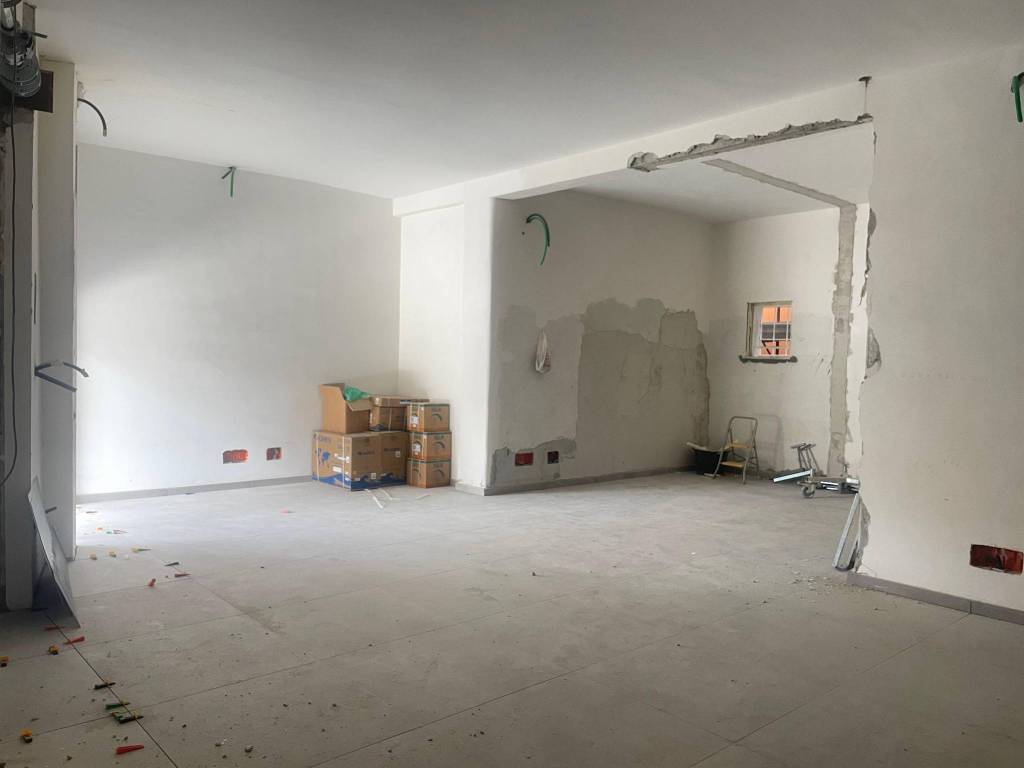 negozio in affitto a Roma in zona Alessandrino