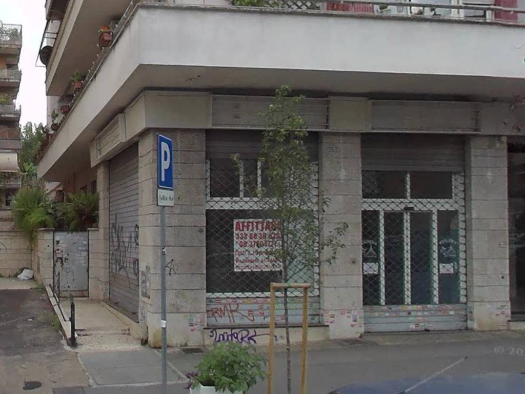 negozio in affitto a Roma in zona Aurelio