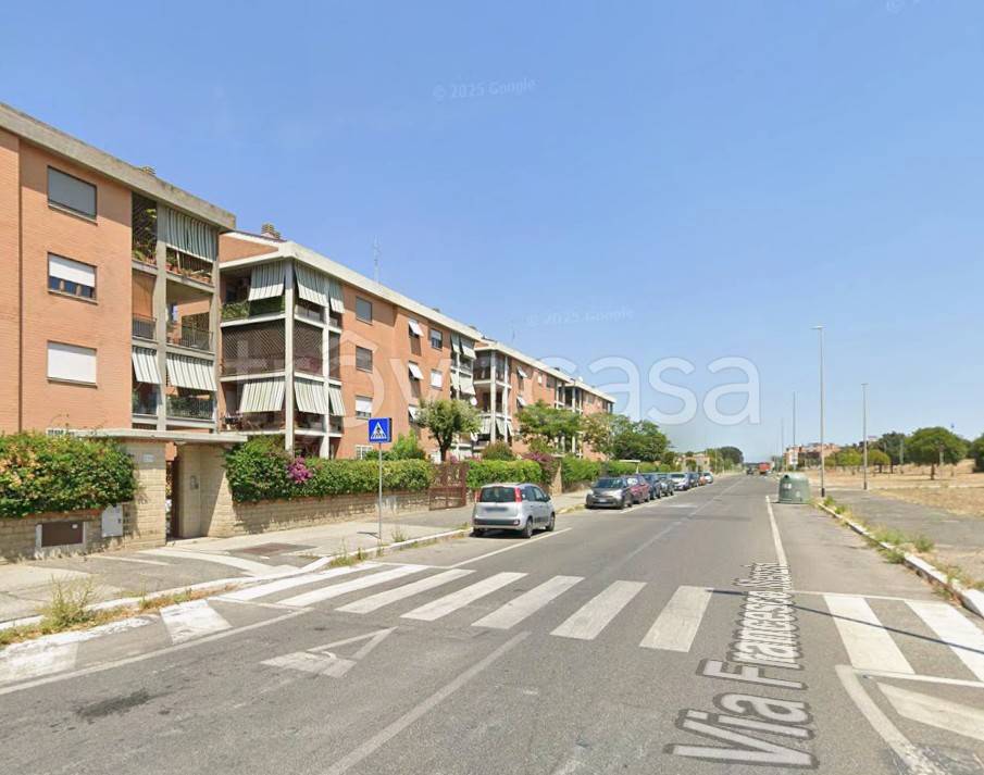 negozio in affitto a Roma in zona Acilia