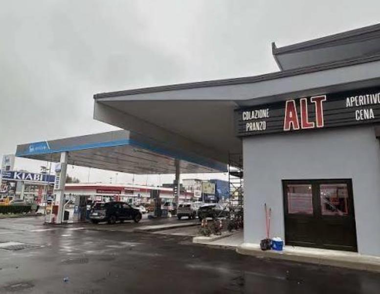 locale commerciale in affitto a Roma in zona Acilia