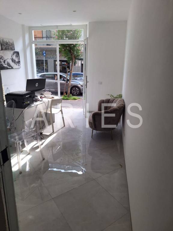 negozio in affitto a Roma in zona Acilia